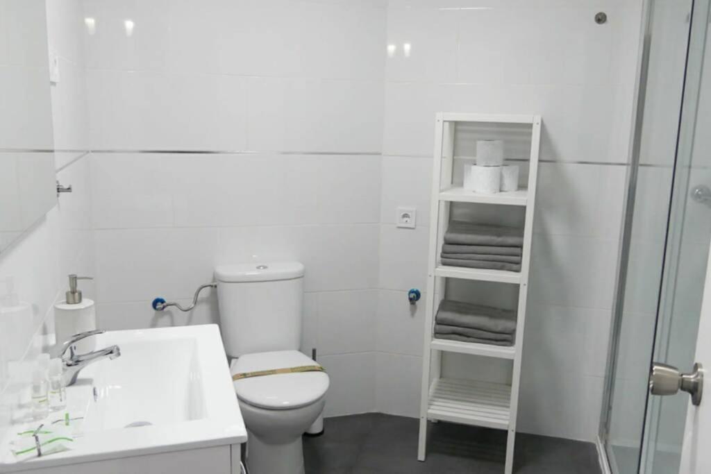 Holiday Rentals Piscina, Playa Parking A 5 Min Caminando Del Puerto De Benalmádena Εξωτερικό φωτογραφία