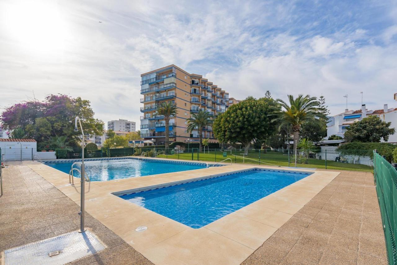 Holiday Rentals Piscina, Playa Parking A 5 Min Caminando Del Puerto De Benalmádena Εξωτερικό φωτογραφία