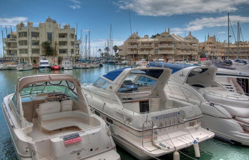 Holiday Rentals Piscina, Playa Parking A 5 Min Caminando Del Puerto De Benalmádena Εξωτερικό φωτογραφία